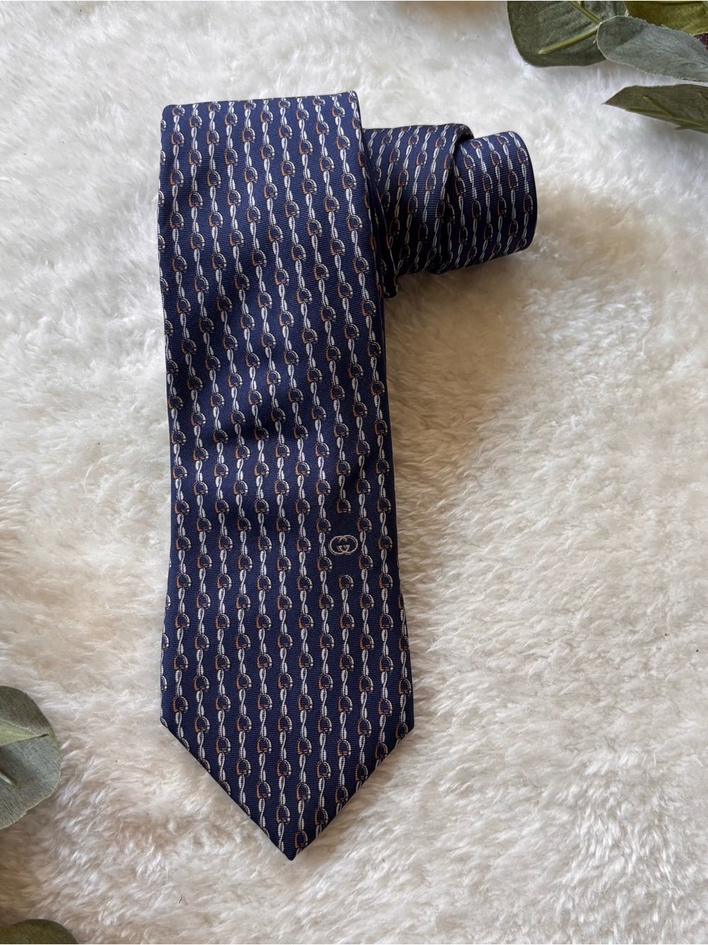 Vintage Gucci Navy Silk Tie with Interlocking Chain Pattern